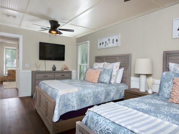 Fort Myers Beach Lovely Four Bedroom Vacation Home