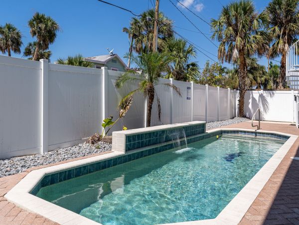 Your Tropical Oasis at the North End of the Island