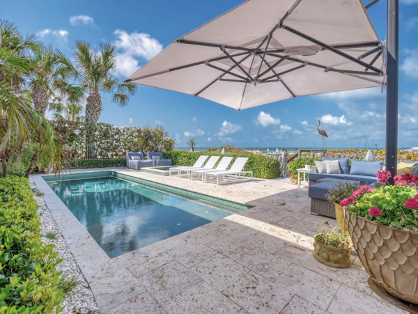 Indian Rocks Beach Beach House Pool, Hot Tub, Main House Guest Cottage