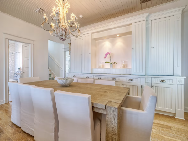 Indian Rocks Beach Beach House Pool, Hot Tub, Main House Guest Cottage