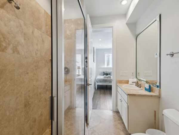 Seven Bedroom Luxury Two Minute Walk To Beach!!!