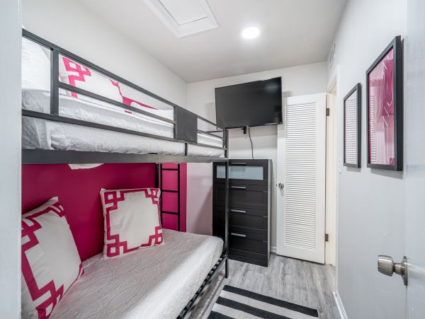 Canal Front Seven Bedroom Vacation Rental in Fort Lauderdale