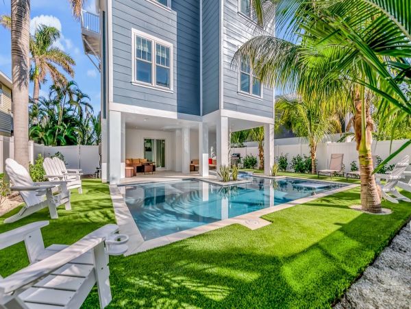 Gorgeous Home in Bradenton with Pool and Close to Beach