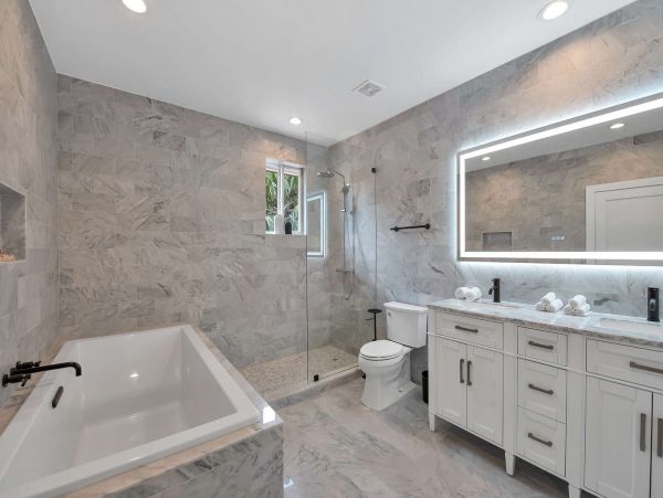 Luxury Miami Vacation Home Seven Bedroom