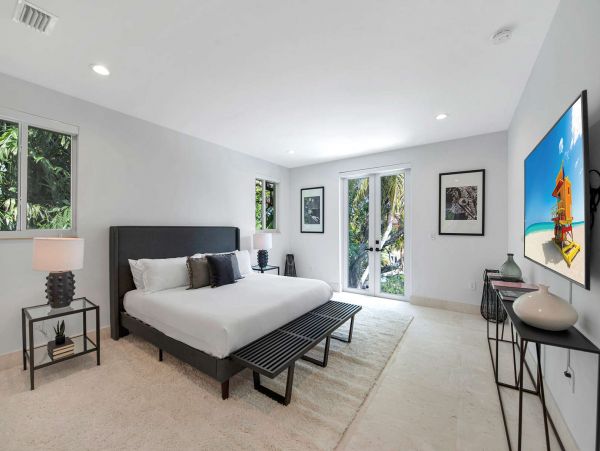 Luxury Miami Vacation Home Seven Bedroom