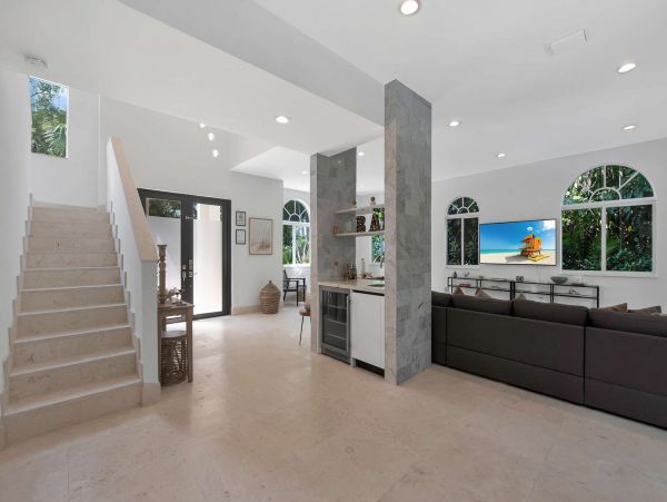 Luxury Miami Vacation Home Seven Bedroom