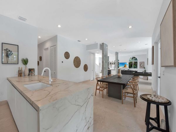 Luxury Miami Vacation Home Seven Bedroom