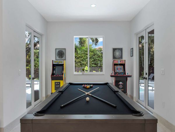 Luxury Miami Vacation Home Seven Bedroom