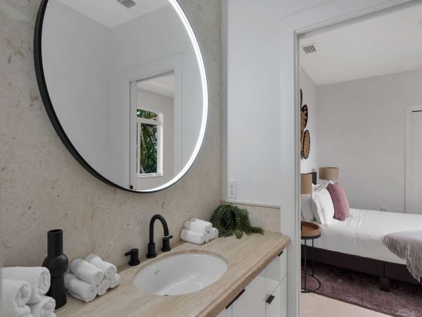 Luxury Miami Vacation Home Seven Bedroom