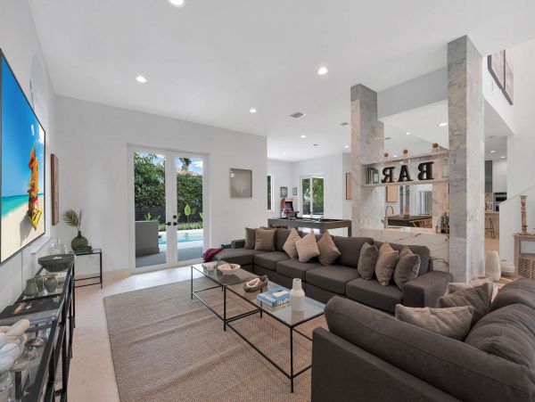 Luxury Miami Vacation Home Seven Bedroom