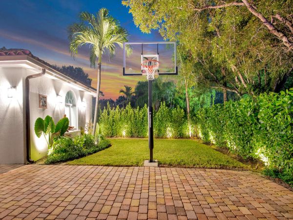 Luxury Miami Vacation Home Seven Bedroom