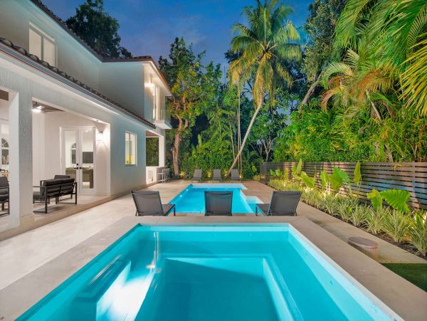 Luxury Miami Vacation Home Seven Bedroom