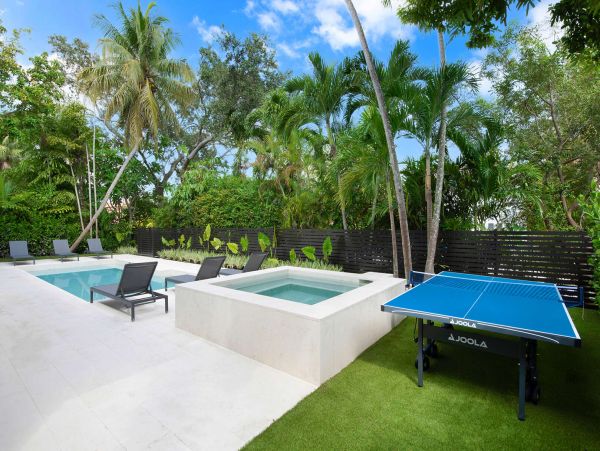 Luxury Miami Vacation Home Seven Bedroom