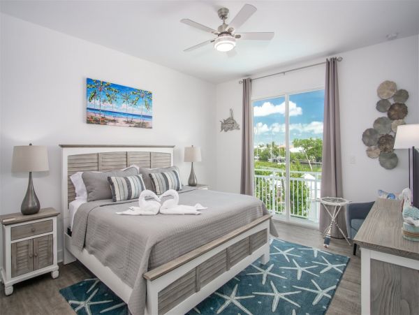 Marathon Vacation Pool Home Four Bedroom