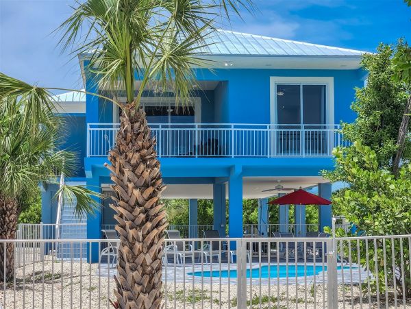 Marathon Vacation Pool Home Four Bedroom