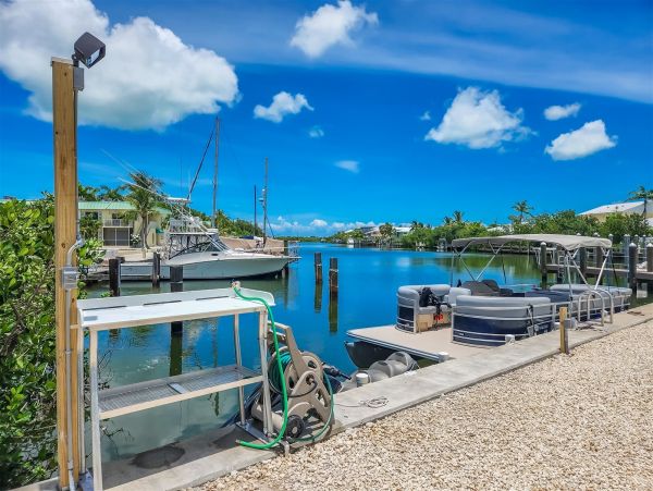 Marathon Vacation Pool Home Four Bedroom