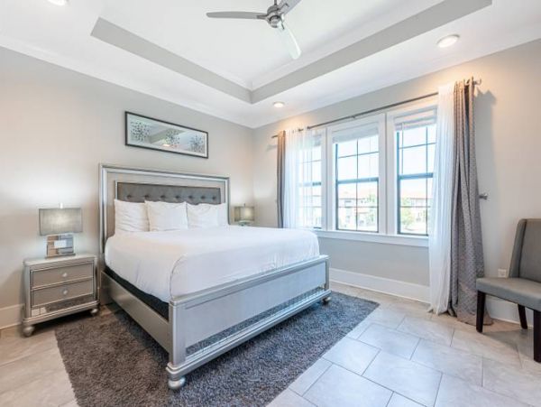 Miramar Vacation Villa Four Bedroom Lake Views