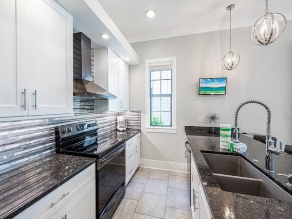 Miramar Vacation Villa Four Bedroom Lake Views