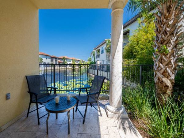 Miramar Vacation Villa Four Bedroom Lake Views