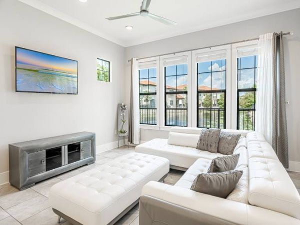 Miramar Vacation Villa Four Bedroom Lake Views