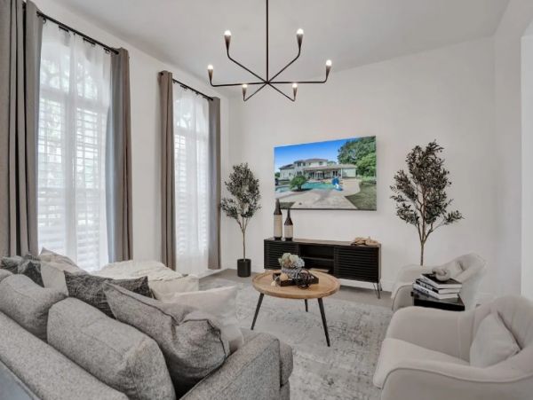 Pompano Beach Luxury Eight Bedroom Vacation Home