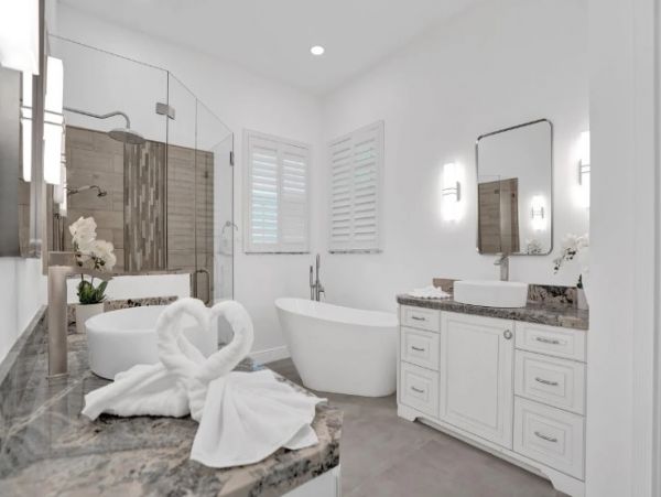 Pompano Beach Luxury Eight Bedroom Vacation Home