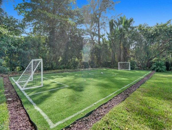 Pompano Beach Luxury Eight Bedroom Vacation Home