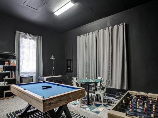 Luxury Vacation Rental with 8 Bedrooms & Mini Golf