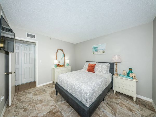 Indian Shores Beachfront Condo Rental – Gulf Coast Vacation