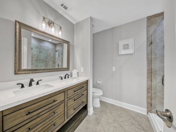 Four Bedroom Luxury Vacation Home in Miramar Beach