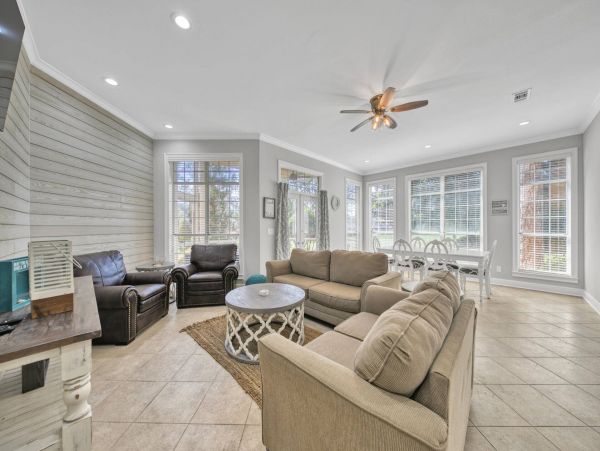 Four Bedroom Luxury Vacation Home in Miramar Beach