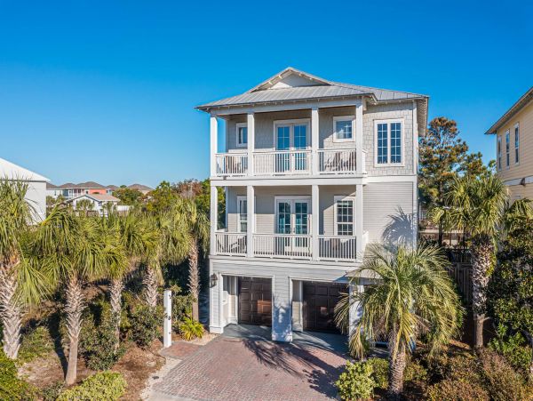 Five Bedroom Amazing Rental Home in Miramar Beach