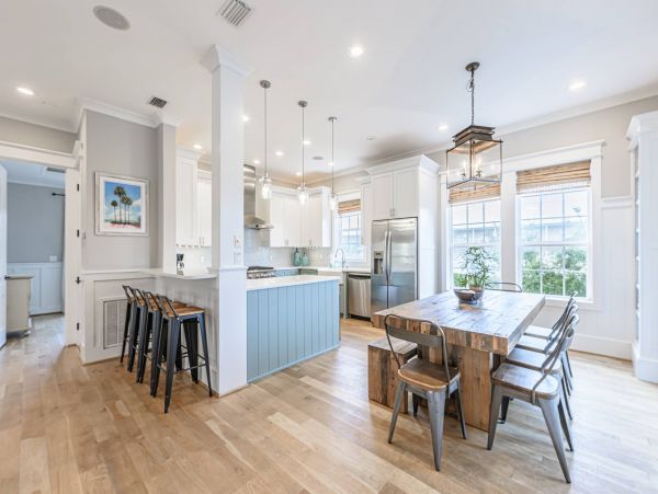 Five Bedroom Amazing Rental Home in Miramar Beach