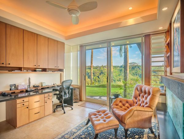Oceanfront & Mountain View Luxury Three Bedroom Home in Kauai