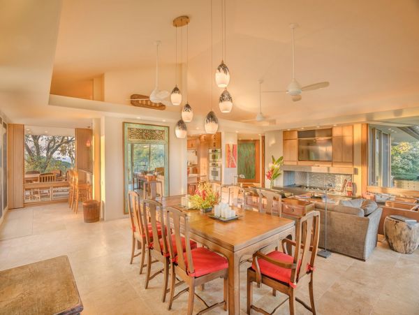 Oceanfront & Mountain View Luxury Three Bedroom Home in Kauai