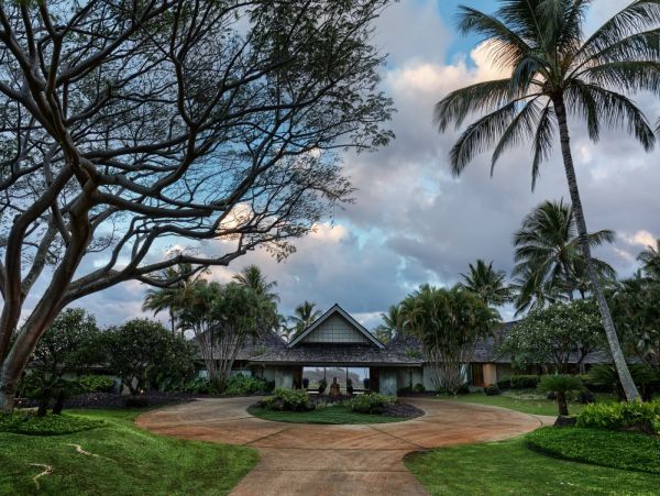 Kilauea Luxury Vacation Estate Seven Bedroom