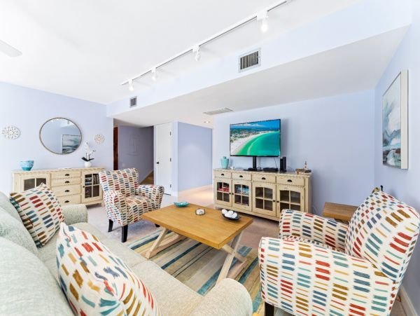 Siesta Key Vacation Condo Three Bedroom Walk to Beach