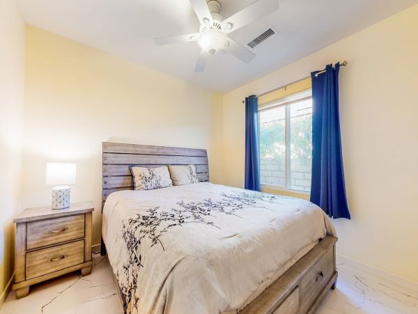 Vacation Home in Indio with Pool, Tennis & Goulf Course