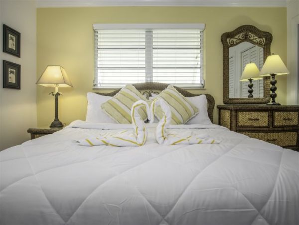 Marathon Vacation Home Four Bedroom