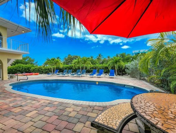 Marathon Vacation Home Four Bedroom