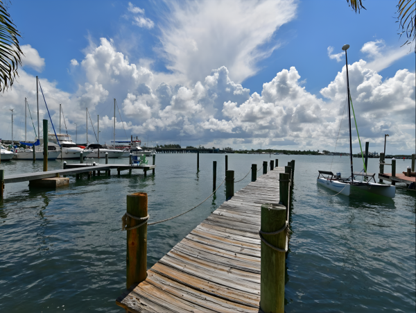 Lovely 2 Bedroom Unit with Bay View Sleeps 6