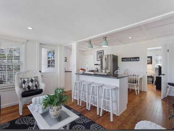 Lovely 2 Bedroom Unit with Bay View Sleeps 6