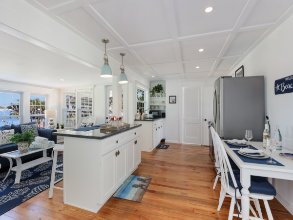 Lovely 2 Bedroom Unit with Bay View Sleeps 6