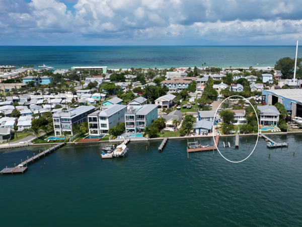 Lovely 2 Bedroom Unit with Bay View Sleeps 6