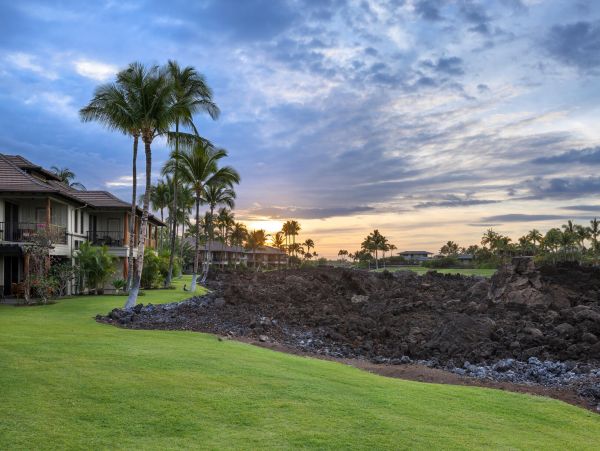 Absolutely Stunning 3 Bedroom Resort Townhome in Waimea