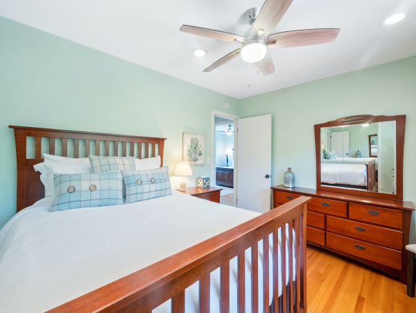 Three Bedroom Birdrock Home with Ocean Views