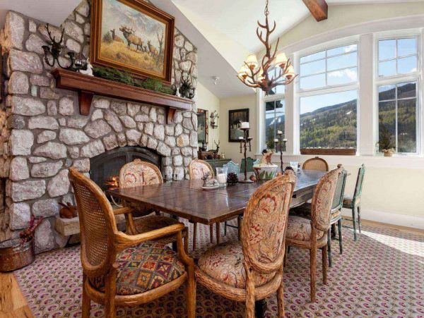 Six Bedroom Gorgeous Vacation Home in Vail with Great Views