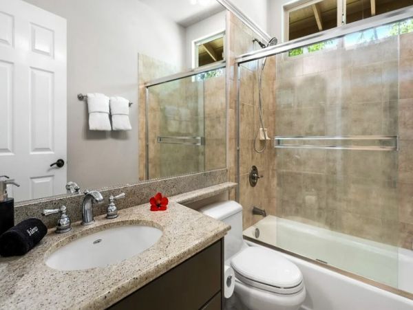 Puako Vacation Condo Two Bedroom Walk to Beach