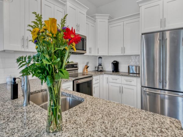 Miramar Vacation Home Four Bedroom Walk to Beach