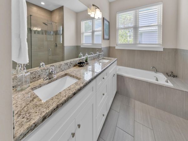 Gorgeous House with 4 Bedrooms in Santa Rosa Beach